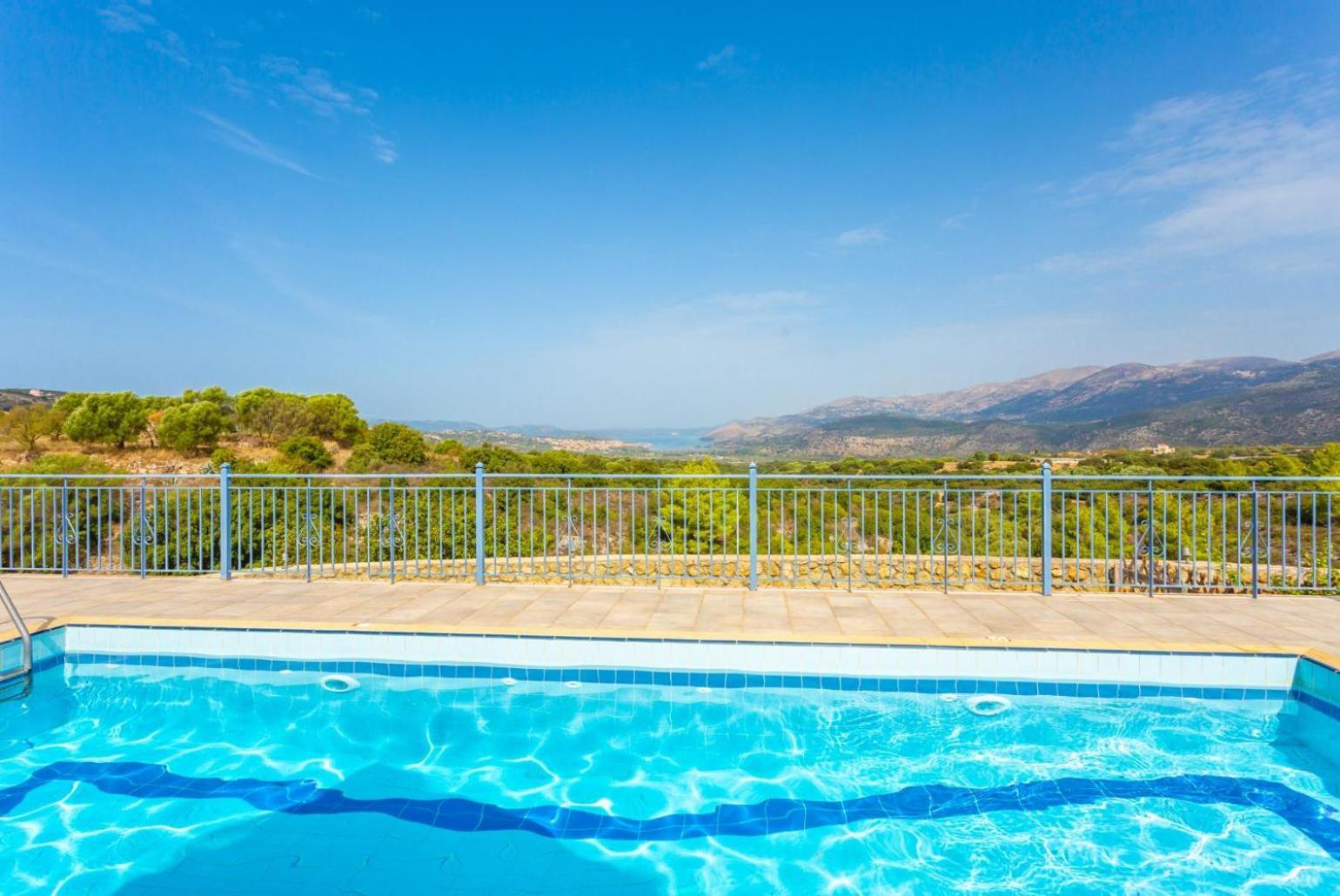 Villa Europe Ena Lakíthra Extérieur photo